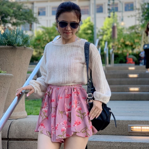 Puff sleeve crop top - Picture 4 of 4